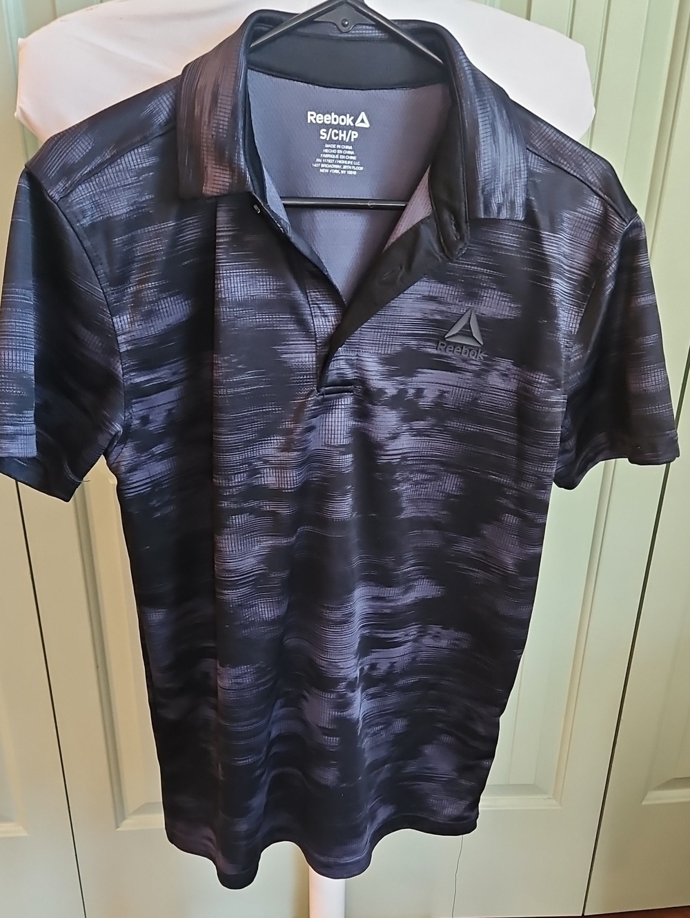 Reebok Men’s Black and Gray Performance Polo